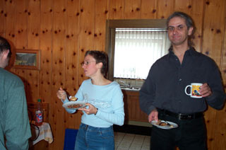 Manu und Erhard beim Kuchenessen